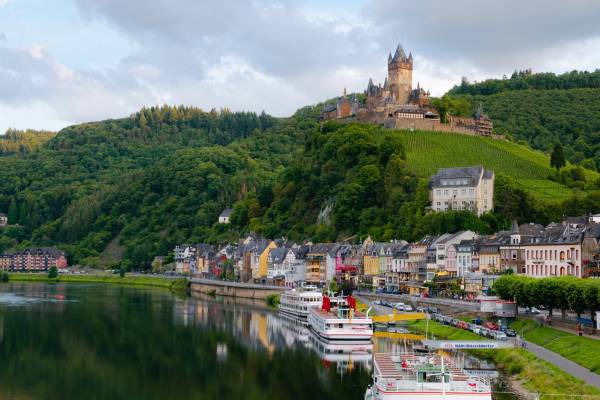 RIVER CRUISE River Boat Trips