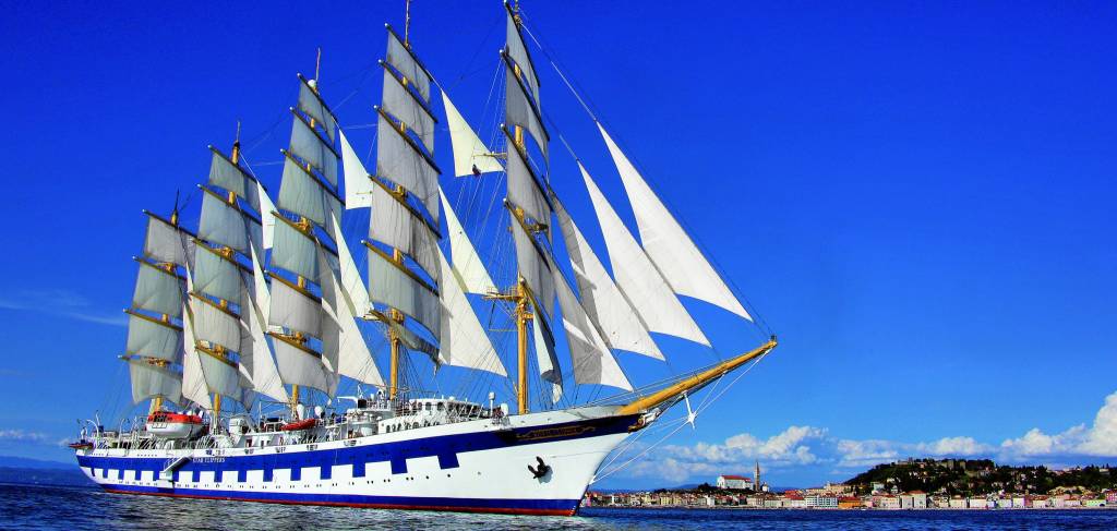 Star Clippers Cruise Ship Star Clipper is a four masted barquentine built as a cruise ship, and operated by Star Clippers Ltd of Sweden