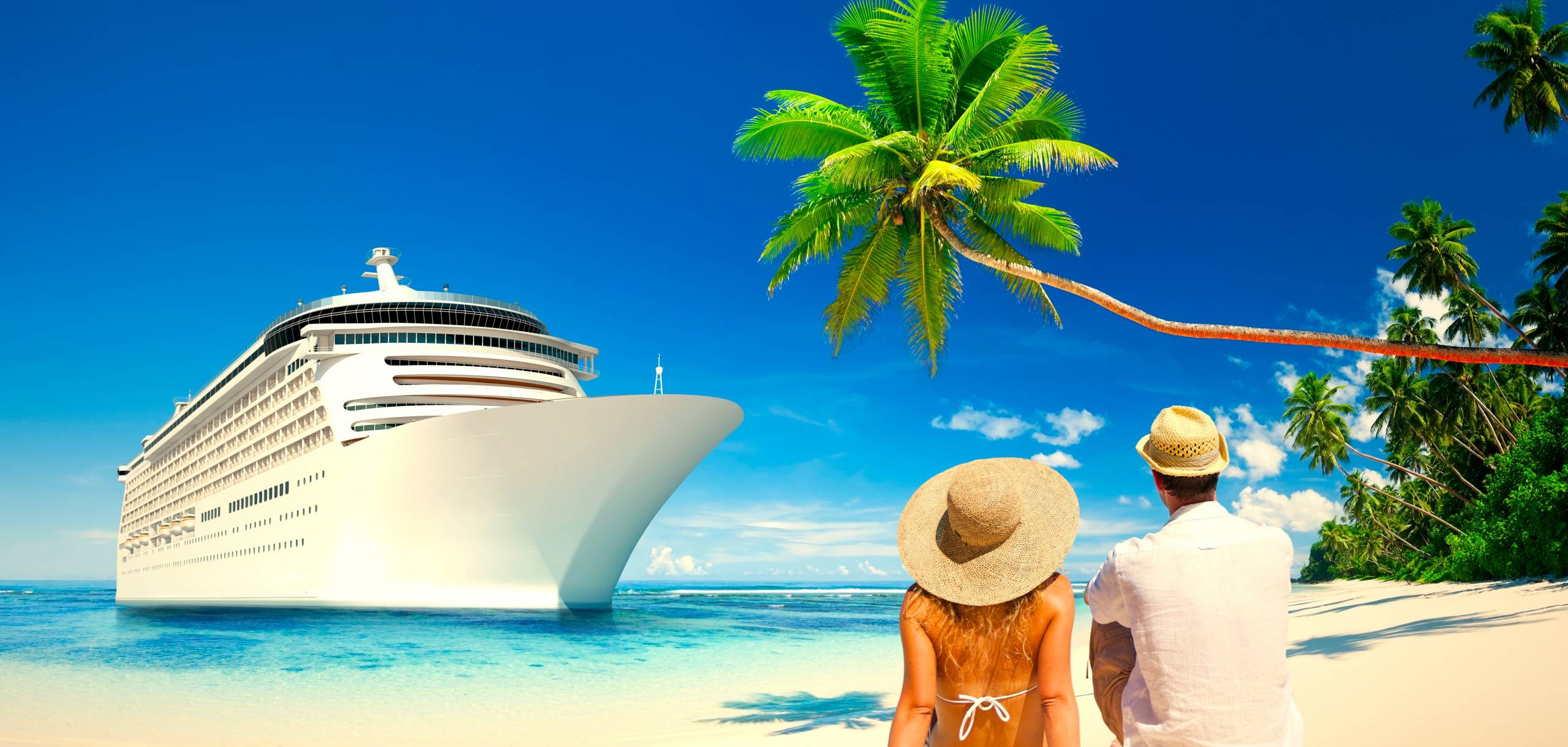 HaveTravel Cruise Ship & Couple